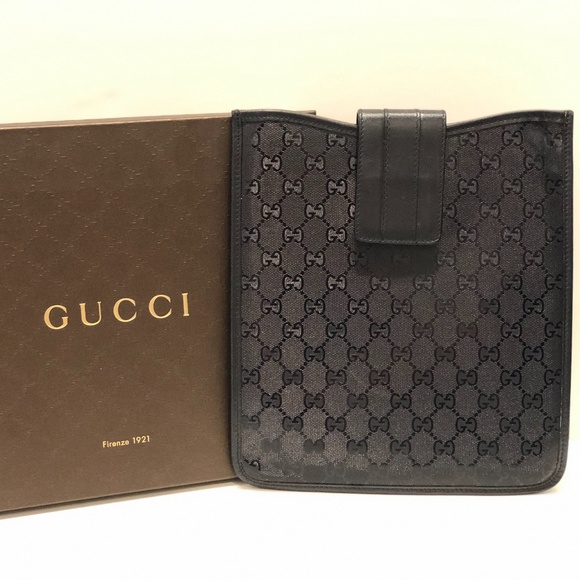 Gucci Other - Gucci Blue Guccissima Rubber Universal Tech Pouch